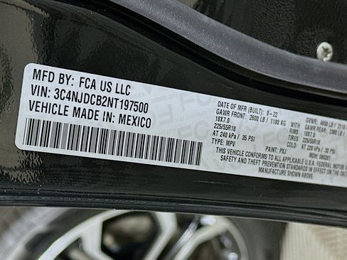 Used 2022 Jeep Compass Limited AWD/4WD image 12