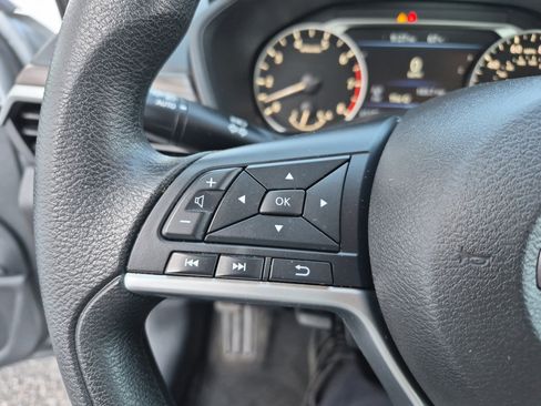 Used 2024 Nissan Altima 2.5 SV image 23