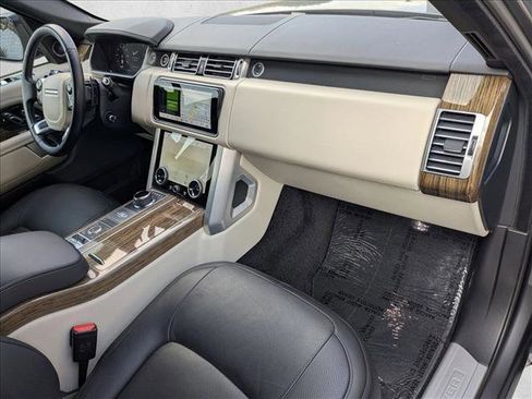 Used 2019 Land Rover Range Rover HSE AWD/4WD image 24