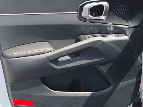 New 2026 Kia Sorento S w/ S Panoramic Sunroof Package image 15