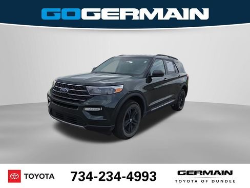 Used 2023 Ford Explorer XLT w/ Equipment Group 202A AWD/4WD image 1