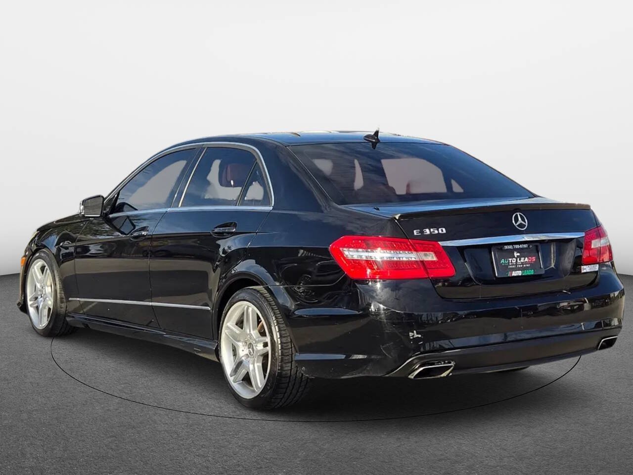 Used 2010 Mercedes-Benz E 350 Sedan image 4