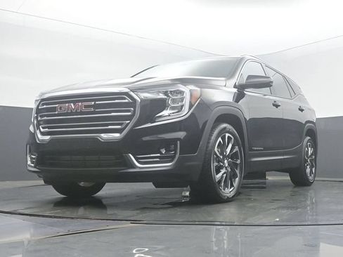 Used 2024 GMC Terrain SLT FWD image 44