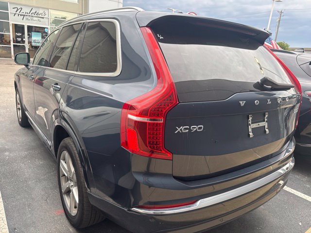 Used 2024 Volvo XC90 B5 Core AWD/4WD image 17