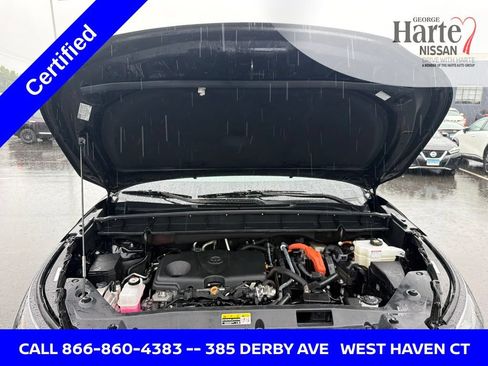 Used 2024 Toyota Highlander XLE AWD/4WD image 36