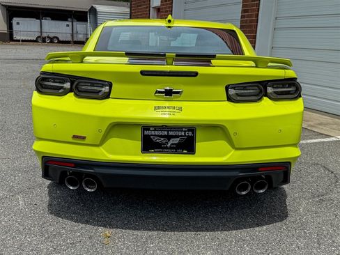 Used 2021 Chevrolet Camaro SS RWD image 28