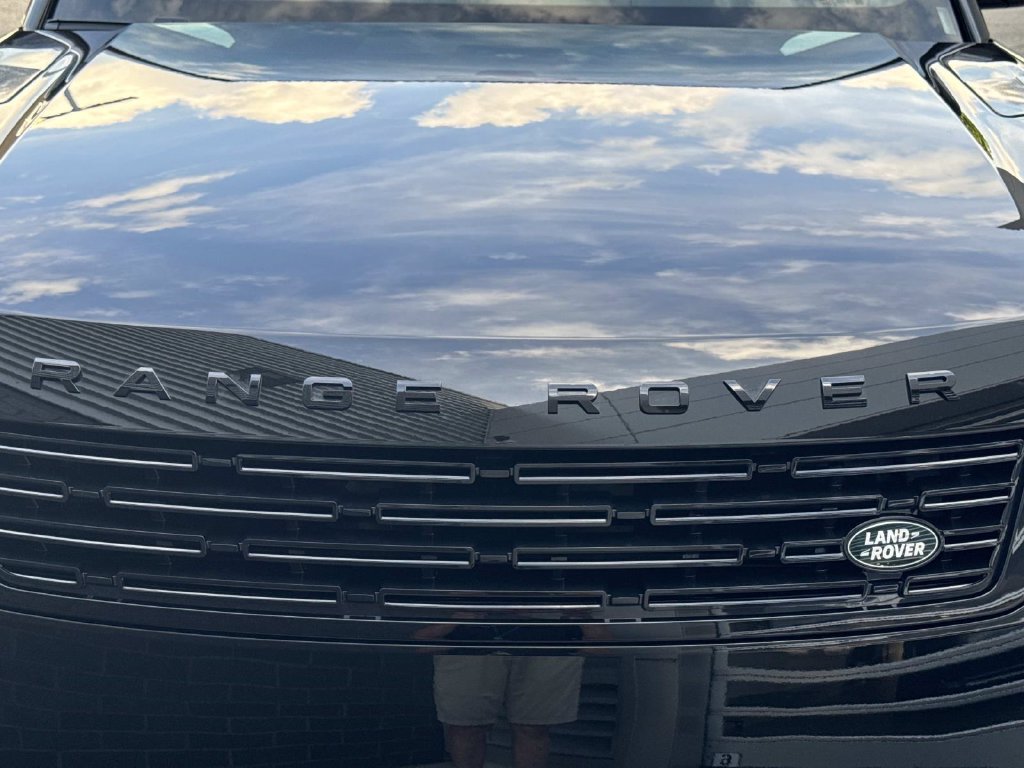 New 2027 Land Rover Range Rover Sport Battersea AWD/4WD image 11