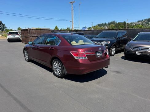 Used 2012 Honda Accord EX-L image 7