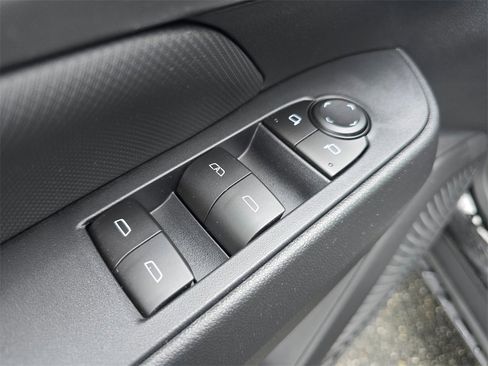 New 2026 Chevrolet Equinox EV RS image 25