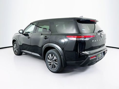 Used 2024 Nissan Pathfinder S image 5