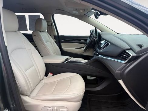 Used 2023 Buick Enclave Essence FWD image 15