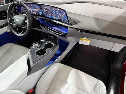 New 2026 Cadillac Optiq Sport 1 image 47