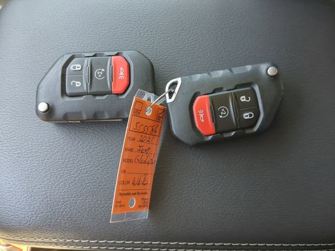 Certified 2021 Jeep Gladiator Overland w/ Popular Equipment Package image 27