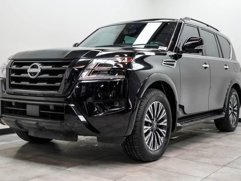 Used 2023 Nissan Armada SL w/ Midnight Edition Package RWD image 7