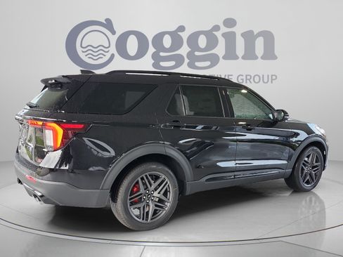New 2026 Ford Explorer ST AWD/4WD image 5