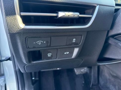 Certified 2024 Hyundai Sonata SEL w/ Convenience Package image 15