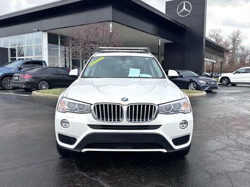 Used 2017 BMW X3 xDrive28i image 3