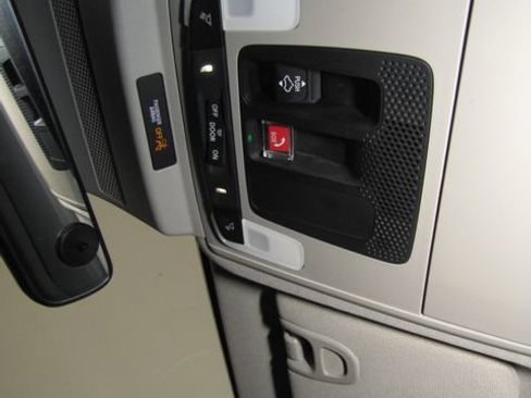 Certified 2023 Honda Accord EX-L image 8