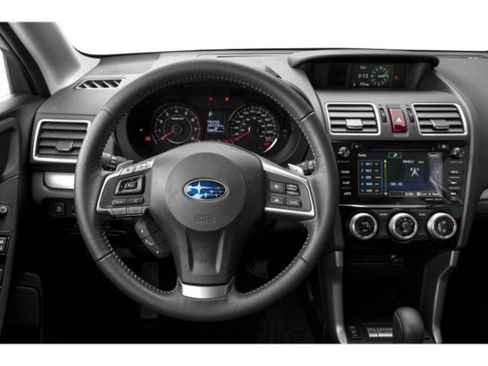 Used 2015 Subaru Forester 2.5i Limited AWD/4WD image 10