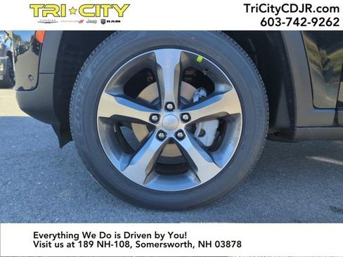 New 2025 Jeep Grand Cherokee Limited image 26