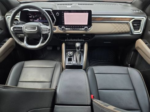 Used 2024 GMC Canyon Denali AWD/4WD image 16