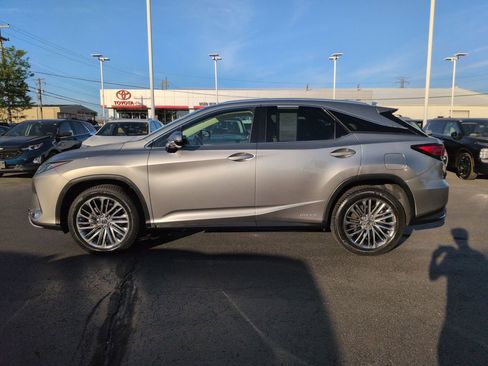 Used 2021 Lexus RX 450h AWD w/ Luxury Package image 2