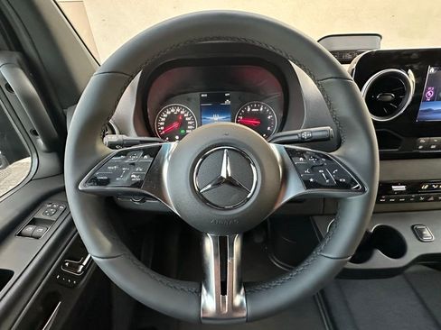 New 2025 Mercedes-Benz Sprinter 3500 image 22