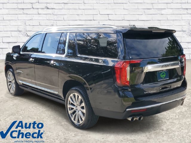 Certified 2022 GMC Yukon XL Denali w/ Denali Premium Package AWD/4WD image 2