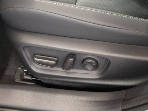 New 2027 Toyota Prius XLE FWD image 13