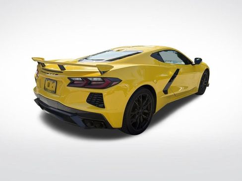 Used 2025 Chevrolet Corvette Stingray Preferred Cpe w/ Z51 Performance Package RWD image 5