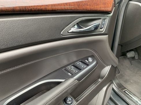 Used 2016 Cadillac SRX Luxury FWD image 15