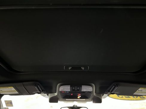 Used 2023 Subaru Impreza 2.0i Sport image 26