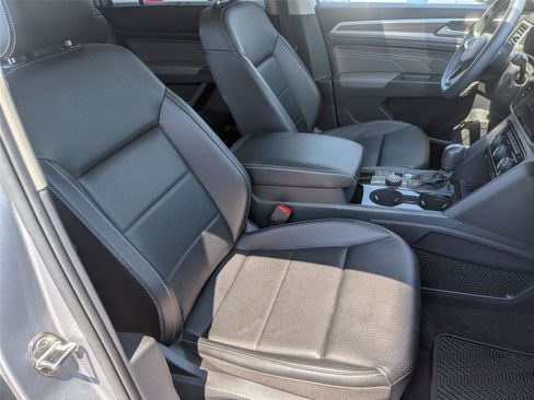 Used 2022 Volkswagen Atlas SEL AWD/4WD image 39