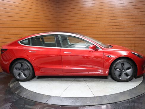 Used 2020 Tesla Model 3 Long Range image 31