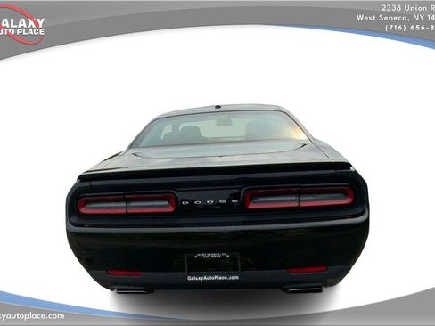 Used 2015 Dodge Challenger R/T w/ Quick Order Package 28B R/T RWD image 6