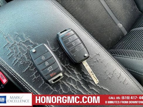 Used 2020 Kia Optima LX FWD image 38