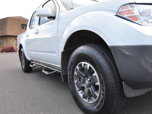 Used 2015 Nissan Frontier PRO-4X w/ Pro-4x Luxury Package AWD/4WD image 7