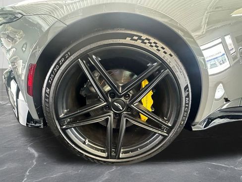 New 2026 Aston Martin V8 Vantage Convertible RWD image 31