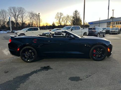 Used 2022 Chevrolet Camaro LT image 6