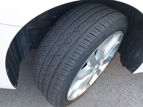 Used 2016 MAZDA MAZDA3 s Touring image 39