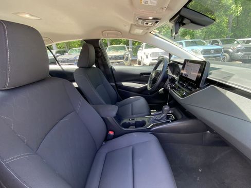 Used 2024 Toyota Corolla LE FWD image 23