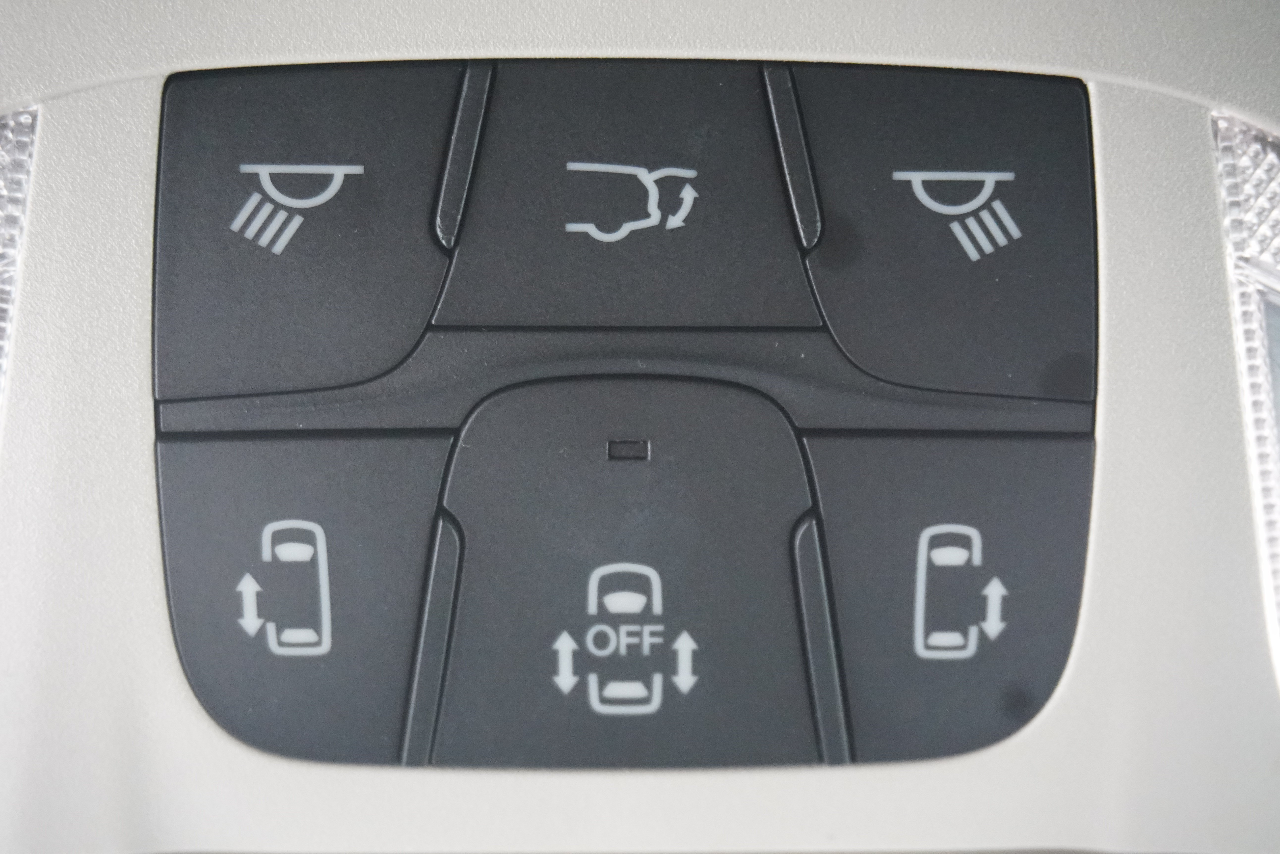 Used 2023 Chrysler Pacifica Touring-L FWD image 23