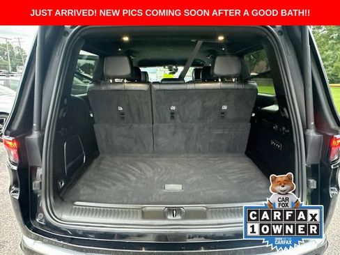 Used 2024 Jeep Wagoneer Series III AWD/4WD image 27