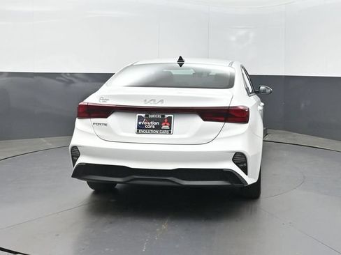 Used 2023 Kia Forte LXS w/ LXS Technology Package FWD image 25