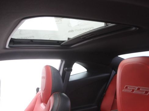 Used 2011 Chevrolet Camaro SS w/ RS Package image 20