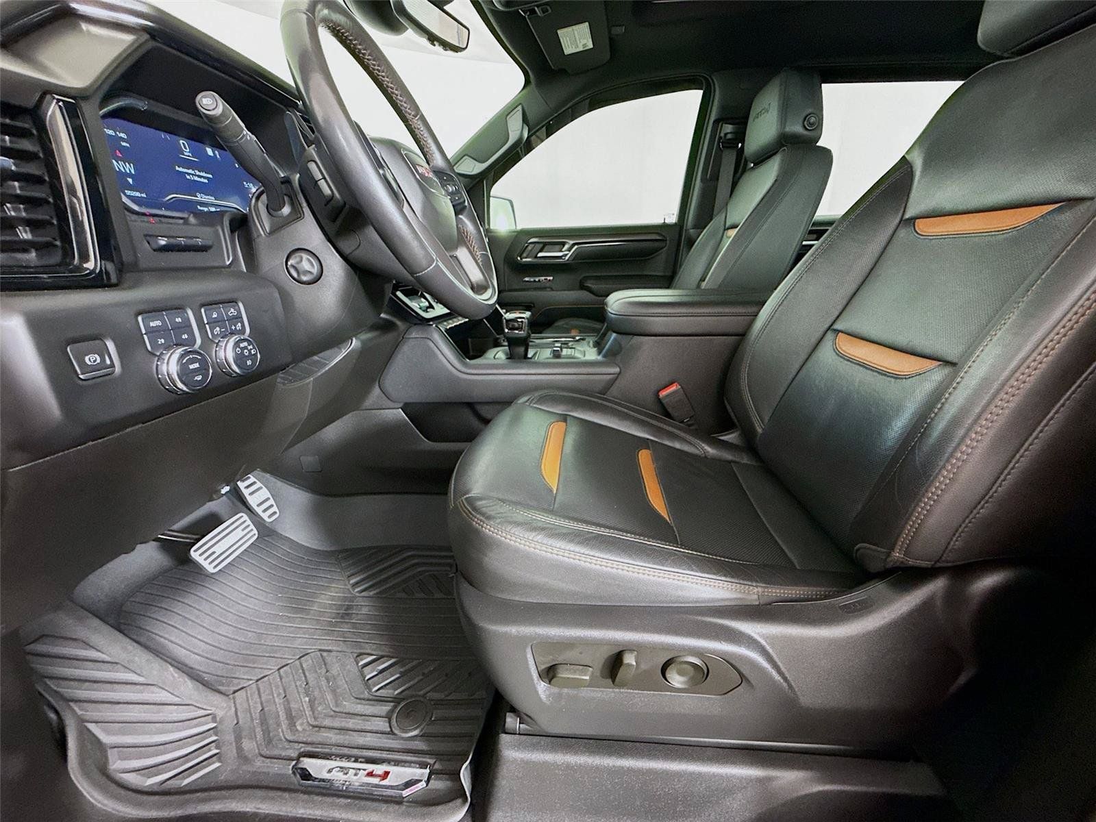 Used 2023 GMC Sierra 1500 AT4 w/ AT4 Premium Package AWD/4WD image 2