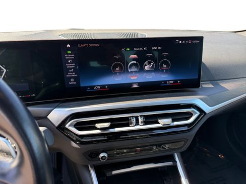 Used 2024 BMW 430i Convertible RWD image 12