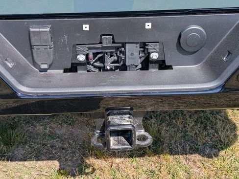 New 2026 Chevrolet Silverado 2500 ZR2 w/ LPO, Dark Essentials Package AWD/4WD image 33