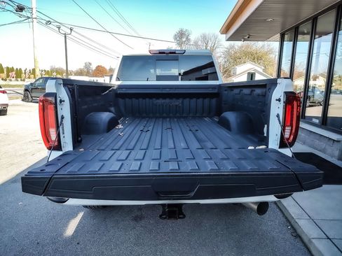 Used 2022 GMC Sierra 3500 AT4 w/ AT4 Preferred Package image 50