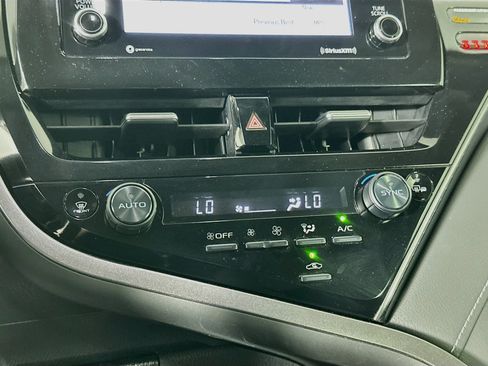 Used 2024 Toyota Camry SE w/ Convenience Package FWD image 24
